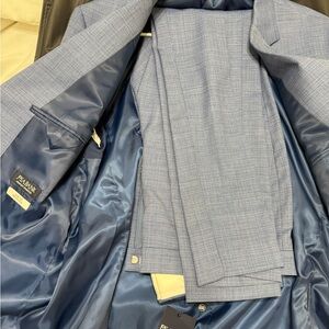 Joseph A Bank  Men's Blue Suit w/ pants brand new